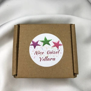 Nice Güzel Yıllara Etiketi 4 cm - 33 Adet