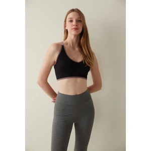 Siyah Contrast Seamless Sporcu Sütyeni