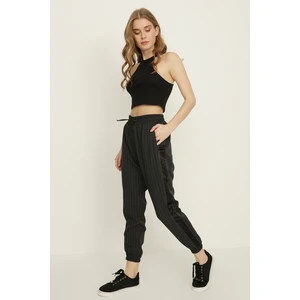 Select Moda Kadın Siyah Çizgili Beli Lastikli Jogger Pantolon