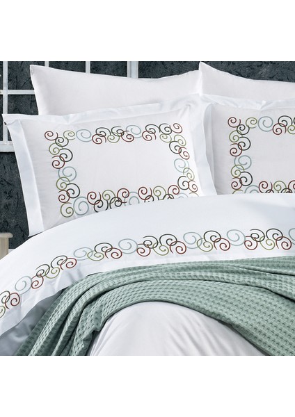 8 Parça Lastikli Çarşaflı, Pamuk Pikeli ve Nakışlı Luna Çift Kişilik Nevresim Takımı fiyatları