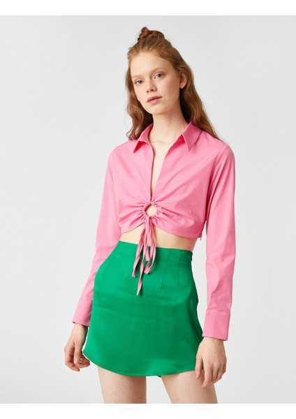 Derin V Yaka Önden Bağcık Detaylı Yandan Fermuarlı Crop Bluz modelleri