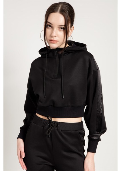 Crop Fit Siyah Kapüşonlu Sweatshirt