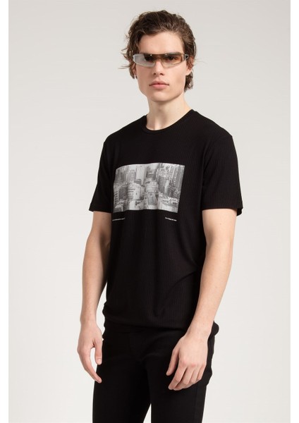 Siyah Baskılı Basic Erkek T-shirt fiyatları