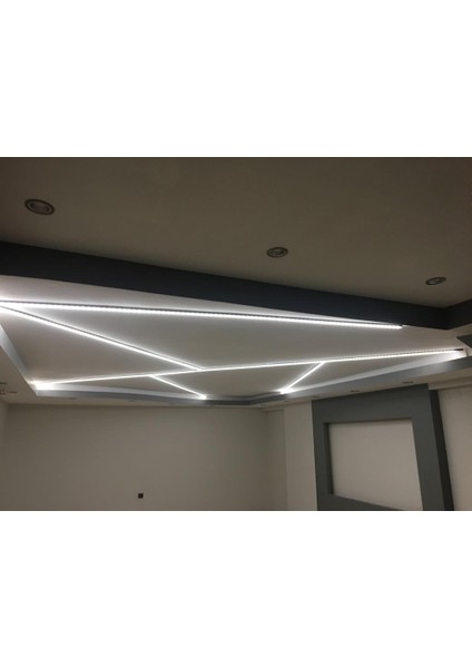 12 Volt Siyah Alüminyum Kasalı Samsung LED Line 3000 Kelvin (Sarı Işık ) Fişe Tak Çalıştır Hazır Halde