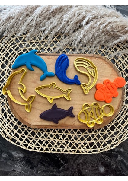 Balık 4'lü Set Kurabiye Kalıbı ve Hamur Kesici