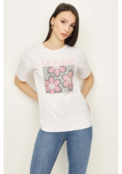 Kadın Siyah Taş Baskılı Basic T-Shirt
