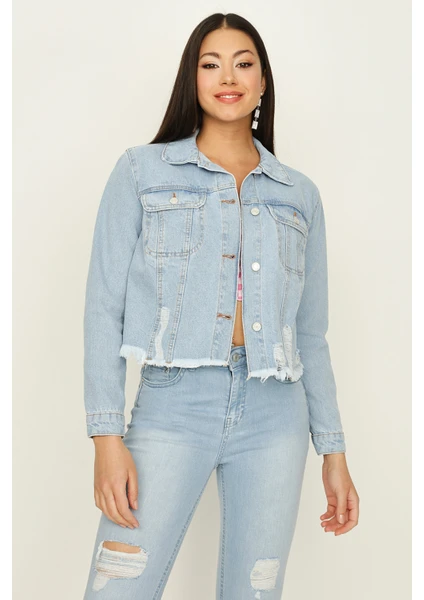 Select Moda Kadın Açık Mavi Düğmeli Etek Ucu Püsküllü Crop Denim Ceket