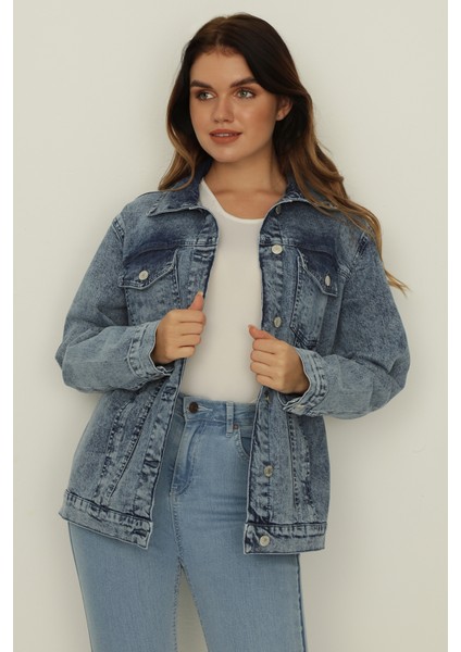 Kadın Mavi Cepli Oversize Denim Ceket