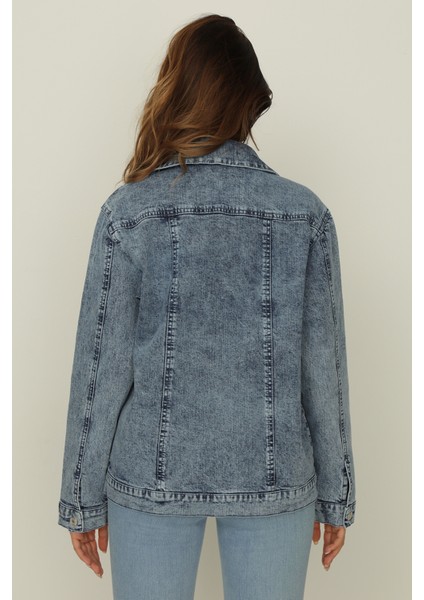 Kadın Mavi Cepli Oversize Denim Ceket