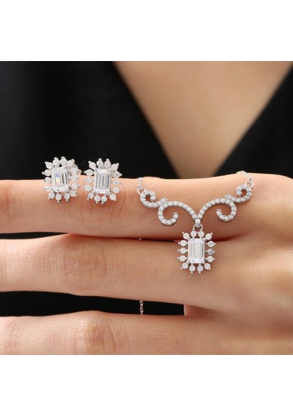 Pırlanta Montür Işıltılı Zarafet Güneşi Asalet Mührü Gümüş Mini Set