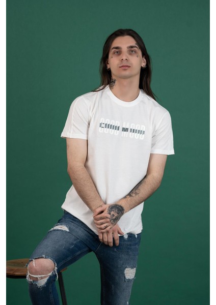 Slimfit Baskılı Sıfır Yaka Erkek Penye T-Shirt fiyatları