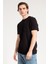 Önü Cepli Basic Siyah Erkek T-shirt 4