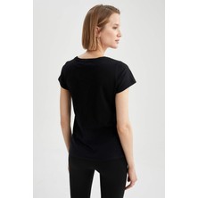 Defacto Basic Slim Fit Kısa Kollu Tişört N8387AZ21SP