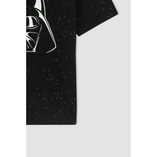 DeFacto Erkek Çocuk Star Wars Lisanslı Sırt Baskılı Kapüşonlu Kısa Kollu Tişört X0719A622SP