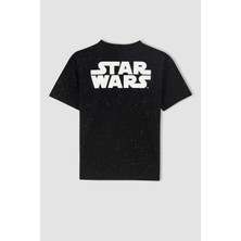 DeFacto Erkek Çocuk Star Wars Lisanslı Sırt Baskılı Kapüşonlu Kısa Kollu Tişört X0719A622SP
