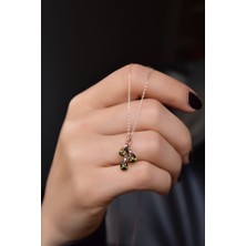 Papatya Silver 925 Ayar Gümüş Rose Kaplama Ağustos Ayı Doğum Taşlı Kübik Drop Kolye