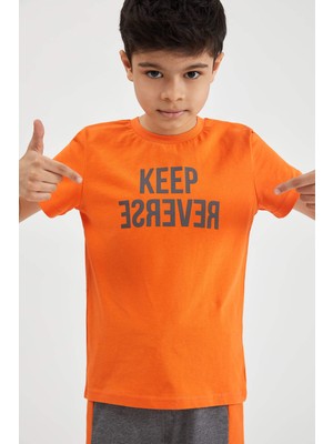 Defacto Erkek Çocuk Baskılı Kısa Kol Tişört ve Şort Takımı U3514A621SM