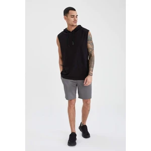 Defacto Slim Fit Teknik Kumaşlı Spor Şort T8929AZ21SP