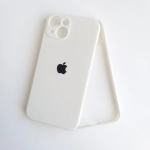 More Gsm iPhone 13 Uyumlu Kamera Korumalı Lansman Içi Kadife Silikon Kılıf - Beyaz