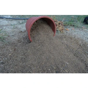 25 Lt (15KG)  Doğal Tinli Bahçe Topraği 3'te 1 Keçi̇ Gübresi̇ Katkili