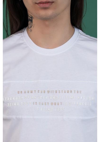 Slimfit Baskılı Sıfır Yaka Erkek Penye T-Shirt fiyatları