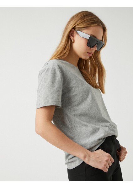 Oversize Bisiklet Yaka Kısa Kollu Tişört fiyatları