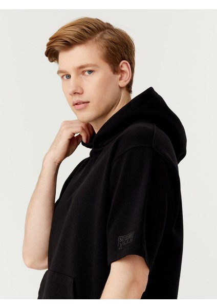 Pamuk Kapüşonlu Oversize Kısa Kollu Basic Sweatshirt