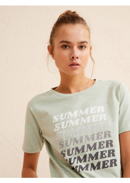 Bisiklet Yaka Pamuk Rahat Kesim Baskılı T-Shirt