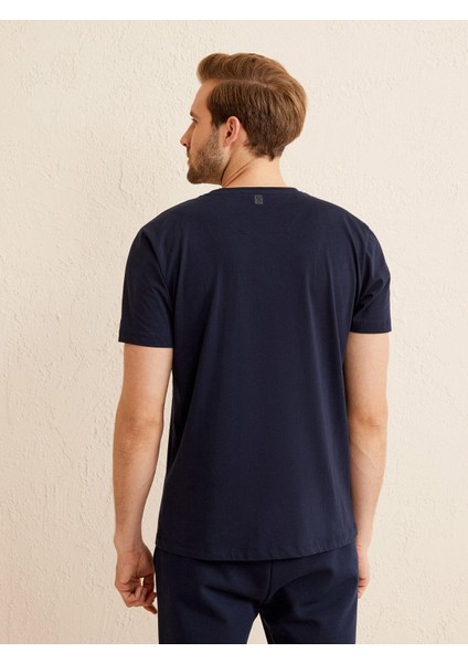 Bisiklet Yaka Pamuk Regular Fit Baskılı T-Shirt fırsatları