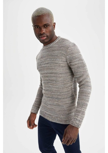 Regular Fit Bisiklet Yaka Triko Kazak N9902AZ20WN fırsatları