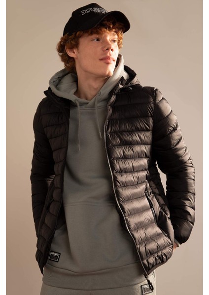 Slim Fit Kapüşonlu Su İtici Isı Yalıtımlı Şişme Mont N4661AZ22SP fiyatları