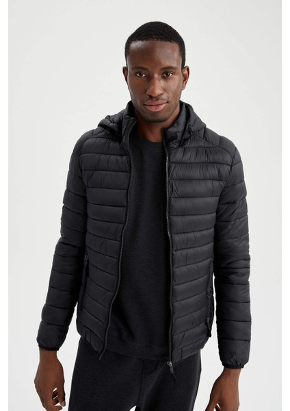 Slim Fit Kapüşonlu Su İtici Isı Yalıtımlı Şişme Mont N4661AZ22SP