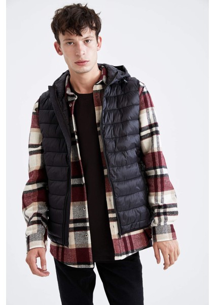 Dik Yaka Kapüşonlu Su İtici Hafif Şişme Yelek N4652AZ21AU