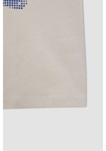 Erkek Çocuk Regular Fit Bisiklet Yaka Kuru Kafa Baskılı Kısa Kollu Pamuklu Penye Tişört X6374A622SP modelleri