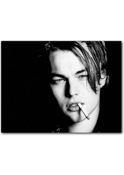 Cakatablo Leonardo Di Caprio Sigara Içen Karanlık Arkaplan