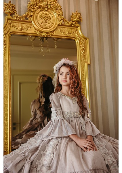 Taçlı , Özel Tasarım Vintage Kız Çocuk Elbise