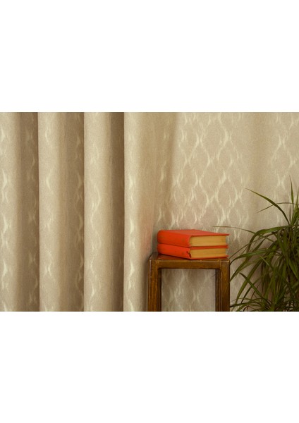 Fon Perde Helezonik Desen Açık Bej 1-2 Seyrek Pile 90 x 260 cm