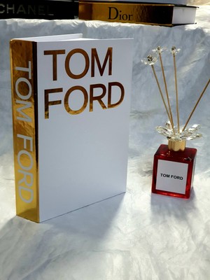 Lovely Book & Book Tomford Beyaz&altın Dekoratif Kutu