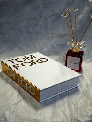 Lovely Book & Book Tomford Beyaz&altın Dekoratif Kutu