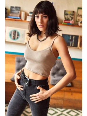 Siyah Kadın Taş Askılı Likralı Örme Kaşkorse Crop Bluz - GİY00107