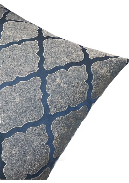 Geometrik Desenli Açık Mavi Kabartmalı Kırlent Kılıfı 45CM*45CM