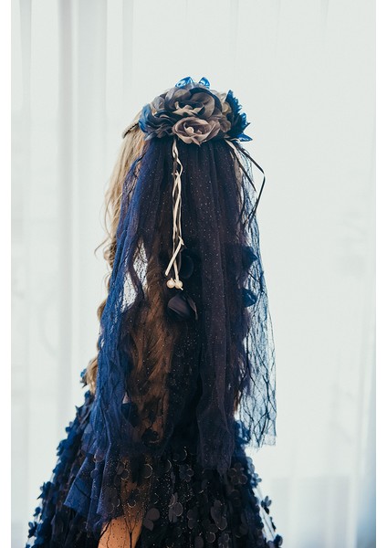 Duvaklı , Tamamı 3 Boyutlu Kumaş , Kız Çocuk Elbise, Vintage Elbise. fırsatları