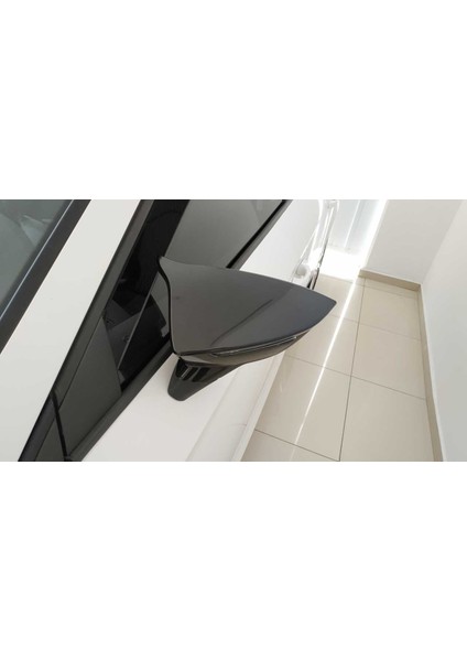 Seat Leon 2012-2016 Batman Ayna Kapağı Piano Black