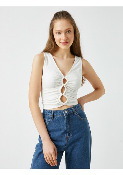 Cut-Out Detaylı Atlet