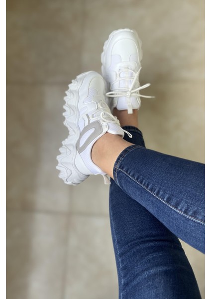 Kadın Sneaker Kalın Taban Bağcıklı Beyaz Spor Ayakkabı indirimleri