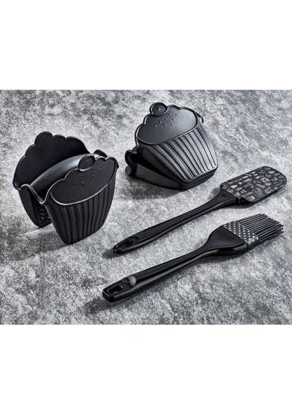 Mutfaktaki Yardımcınız 3 Lü Set Eldiven Spatula Fırça Seti Siyah Renk