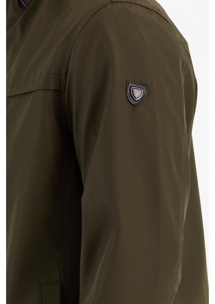 Yeni Sezon Erkek Yeşil İki İç Cepli Su Ve Rüzgar Geçirmez Mevsimlik&Yazlık Mont indirimleri