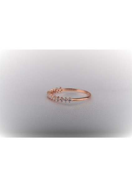 Yarım Tur Altın Yüzük - 14 Ayar Altın Yarım Tur Zirkon Taşlı Minimal Roz Kadın Yüzük