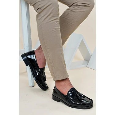 The Hope Shoes Corcik Siyah Rugan Püsküllü Klasik Erkek Kundura