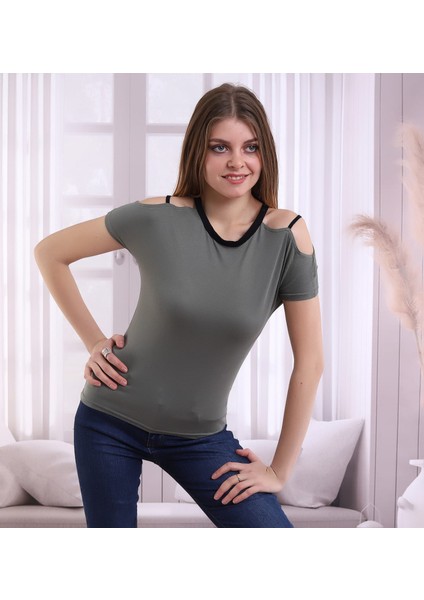 Omuzu Açık Bayan T-Shirt